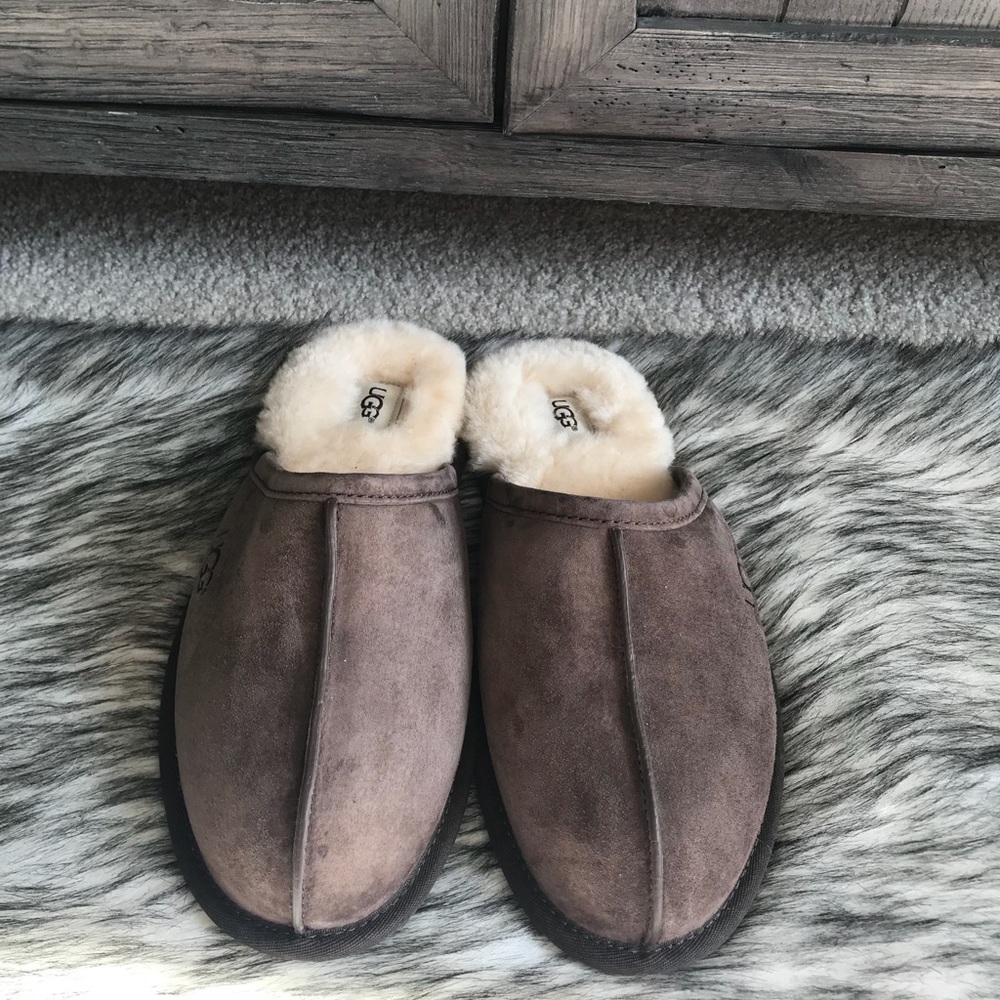 🚨SALE🚨✨New UGG Scuff Slipper in Espresso✨ - Picture 2 of 5